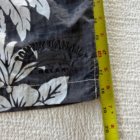 Tommy Bahama Relax swim shorts bathing suit trunks lined floral tropical Size XL - Picture 8 of 14